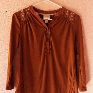 Knox Rose Brown T-Shirt With Aztec Pattern